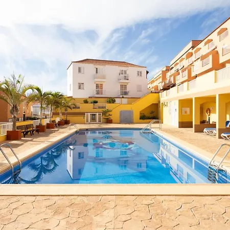 Caletillas Waves & Pool Apartment