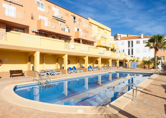 Caletillas Waves & Pool