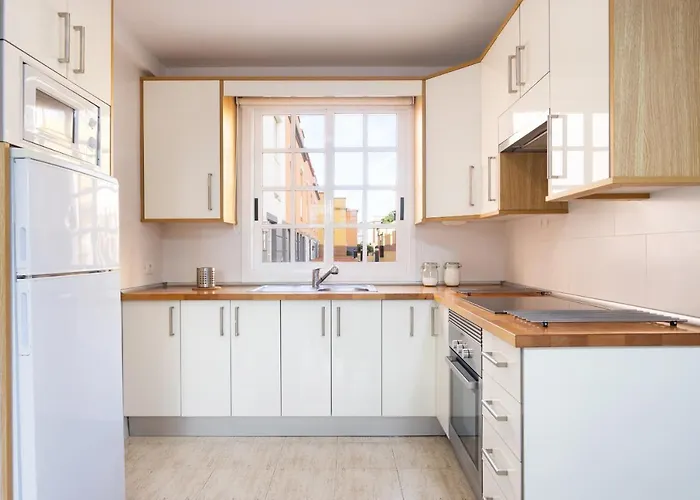 Caletillas Waves & Pool * Candelaria