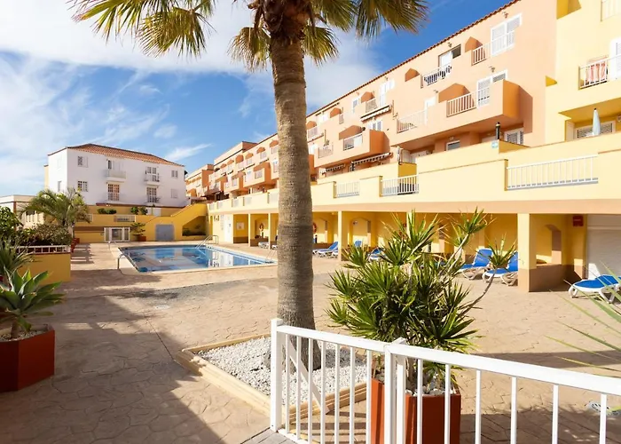 Caletillas Waves & Pool *